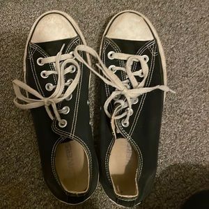 Black converse used size 8